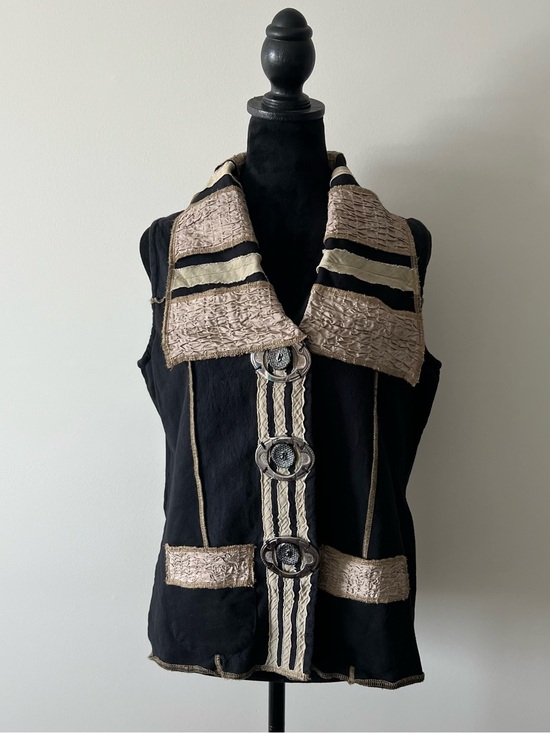 Parsley & Sage Jackets & Blazers - Parsley and Sage Vintage Black Vest with Patchwork and Metal Details